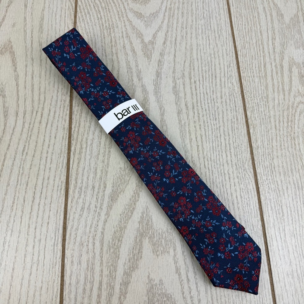 764 Bar III Men's Tie Kelso Floral 601 Burgundy Navy $55 Poly Blend Skinny Slim